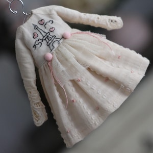 Romantic embroidery Blythe dress, blythe outfit, blythe clothes, blythe embroidery dress, cotton lace Dress for Blythe, blythe doll