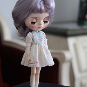 Summer dress for Blythe, flower embroidery Blythe dress, blythe Dress, blythe clothes, lace Dress  Blythe, patched Blythe dress.