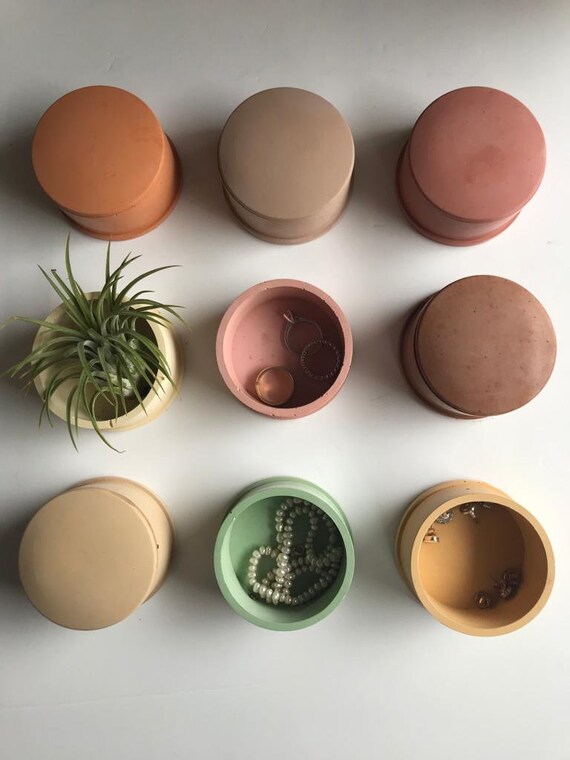 Jesmonite . Trinket Box . Trinket . Jewelry box . Homeware . Minimal . Handmade . Gift . Sustainable . Pastel . Scandinavian . Home decor