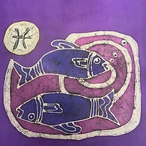 Sternzeichen Fische Schal/Handgemaltes leichtes Batik Seidenschal/lila Stola/Astrologieschal/Geburtstagsgeschenk für sie/Fischschal/Sternenschal