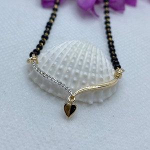 Diamond Mangalsutra 18K Yellow Gold. Real Diamond Mangalsutra Pendant. Heart Mangalsutra For Bride. Delicate Bridesmaid Necklace Pendant