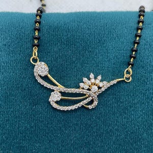 Pure Gold Mangalsutra Necklace, Ethnic 18K Yellow Gold Indian Wedding Jewellery, Vintage Style Necklace for Bride, Anniversary Gifts