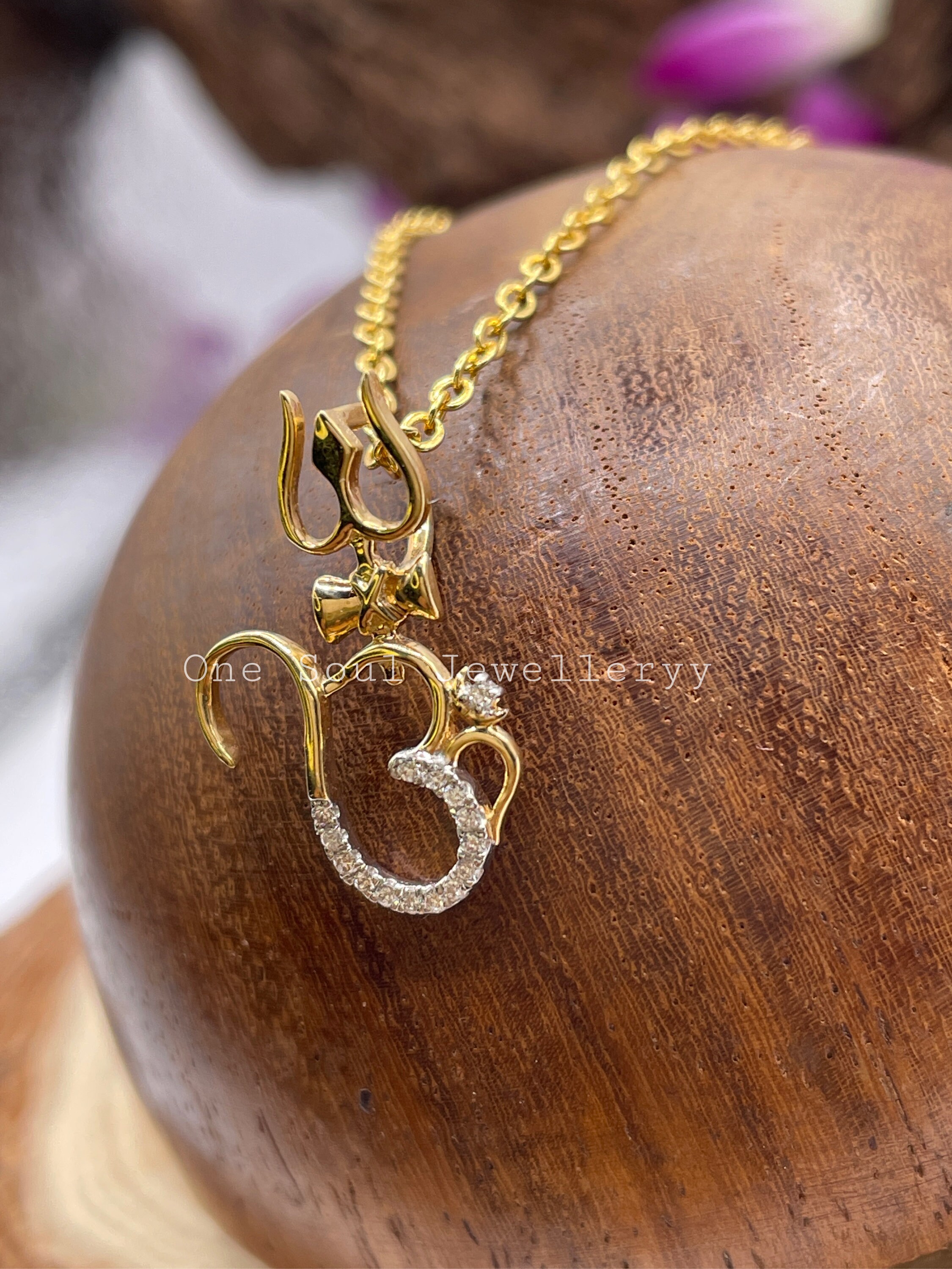 シヴァ神の本物のダイヤモンド、本物の 18K ゴールド ペンダント