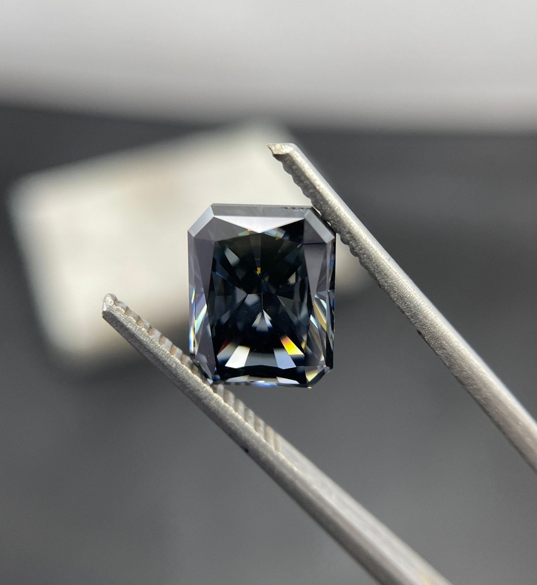 Dark Grey Radiant Cut Moissanite, 1.00ct to 5.00ct Radiant Fancy ...
