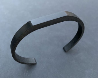 Sustainable, Serene Style: Sustainable Black Cuff Bracelet | Handcrafted Recycled Paper