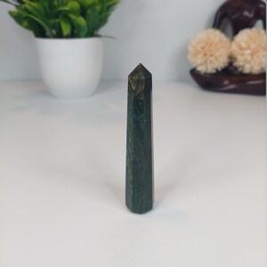 Green Aventurine Tower, Crystal Point, Stone of Abundance, Crystal Healing