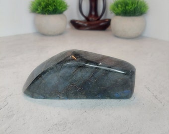 Labradorite Freeform | Labradorite Carving | Transformation | Intuition