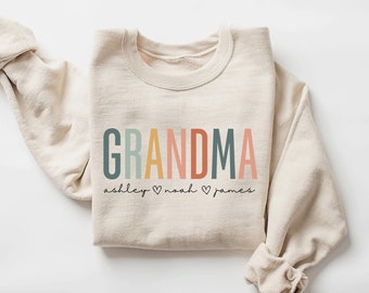 Personalized Grandma Sweatshirt with names, Grandma Heart Sweat, Custom Grandma Sweatshirt, Nana Sweatshirt, Grandma Gift