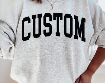Personalisiertes Retro-Sweatshirt, Vintage Ästhetik, Anpassen mit jedem Ort, Namen oder Sprichwort, minimalistischer Stil, personalisiertes trendiges Hemd