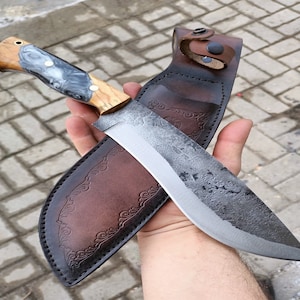 Faca forjada à mão - Presentes de caça - Faca de caça forjada - Faca Kukri Full Tang - Faca gravada personalizada - Proposta de padrinhos - Presente para homens