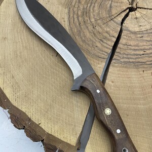 Machete Kukri de 13" hecho a mano, con espiga completa y funda grabada a medida. imagen 9