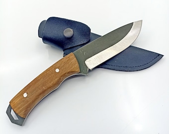 Handmade Bushcraft Knife: Walnut & Paduk Handle, 4116 Steel