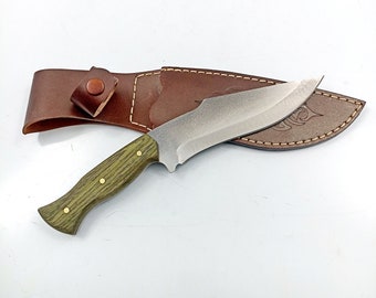 Handmade Stainless Steel Hunting Knife: Walnut Handle, Leather Sheath