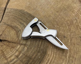Navaja plegable artesanal: Set de regalo personalizado para padrinos de boda.