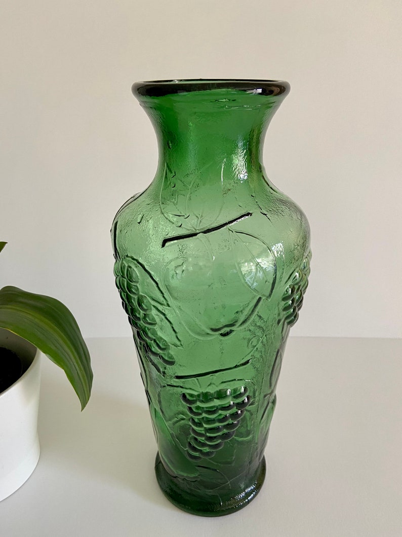 Beautiful Green Glass Engraved Vase Flowers Vase