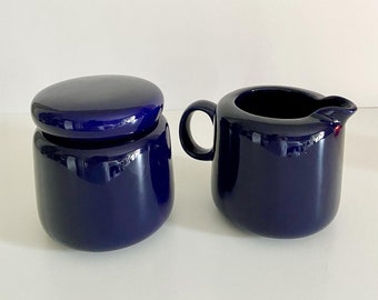 Cooks Club Inc. Creamer and Sugar set. Great for Tea or Coffee time. Glossy navy blue.