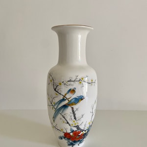 JAY Japan: 10” Vintage White Porcelain Cherry Blossoms With Birds Vase w/ Gold Trim.