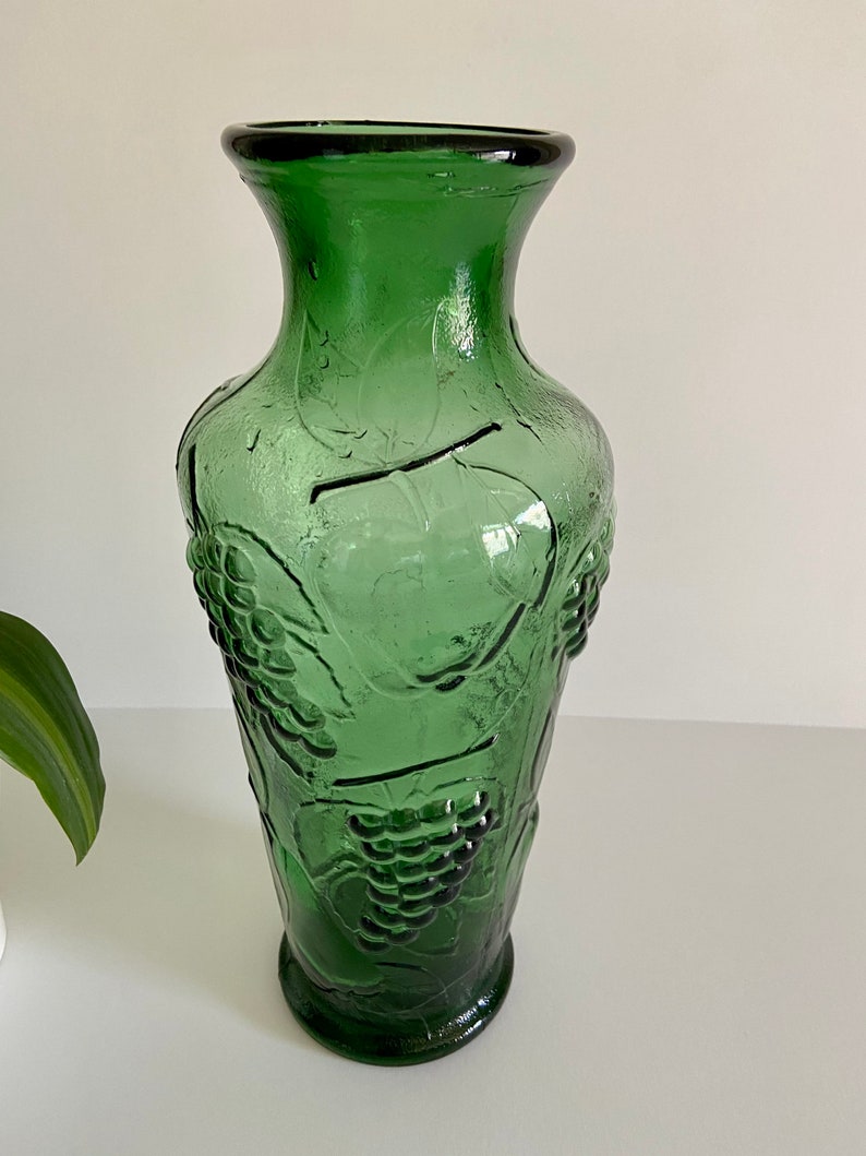 Beautiful Green Glass Engraved Vase Flowers Vase