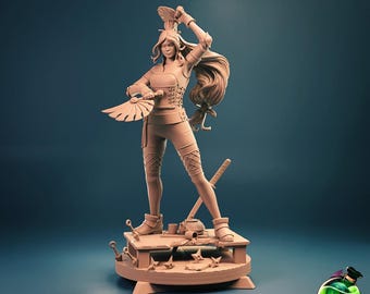 Female Human Ninja Infiltrator with a Japanese war fan / tessen Unpainted Miniature