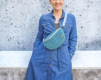 Minimalist Crossbody Sling | Dog walking bag | Eco-friendly Bumbag UK Handmade | Chunky Crochet Fanny Pack