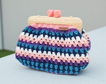 Eclectic Multicoloured Crochet Clutch | Retro 70s Style Crossbody Bag | Vintage Inspired Handbag with Wood Clasp | Colourful Boho Sling