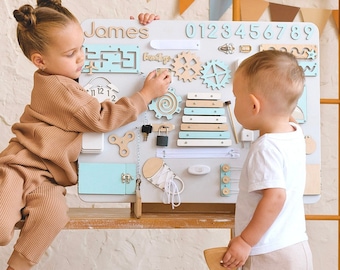 Planche occupée personnalisée pour tout-petit, jouet sensoriel en bois Montessori, cadeau unique de 1er anniversaire, jouet en bois personnalisé pour bébé, premier anniversaire de bébé garçon