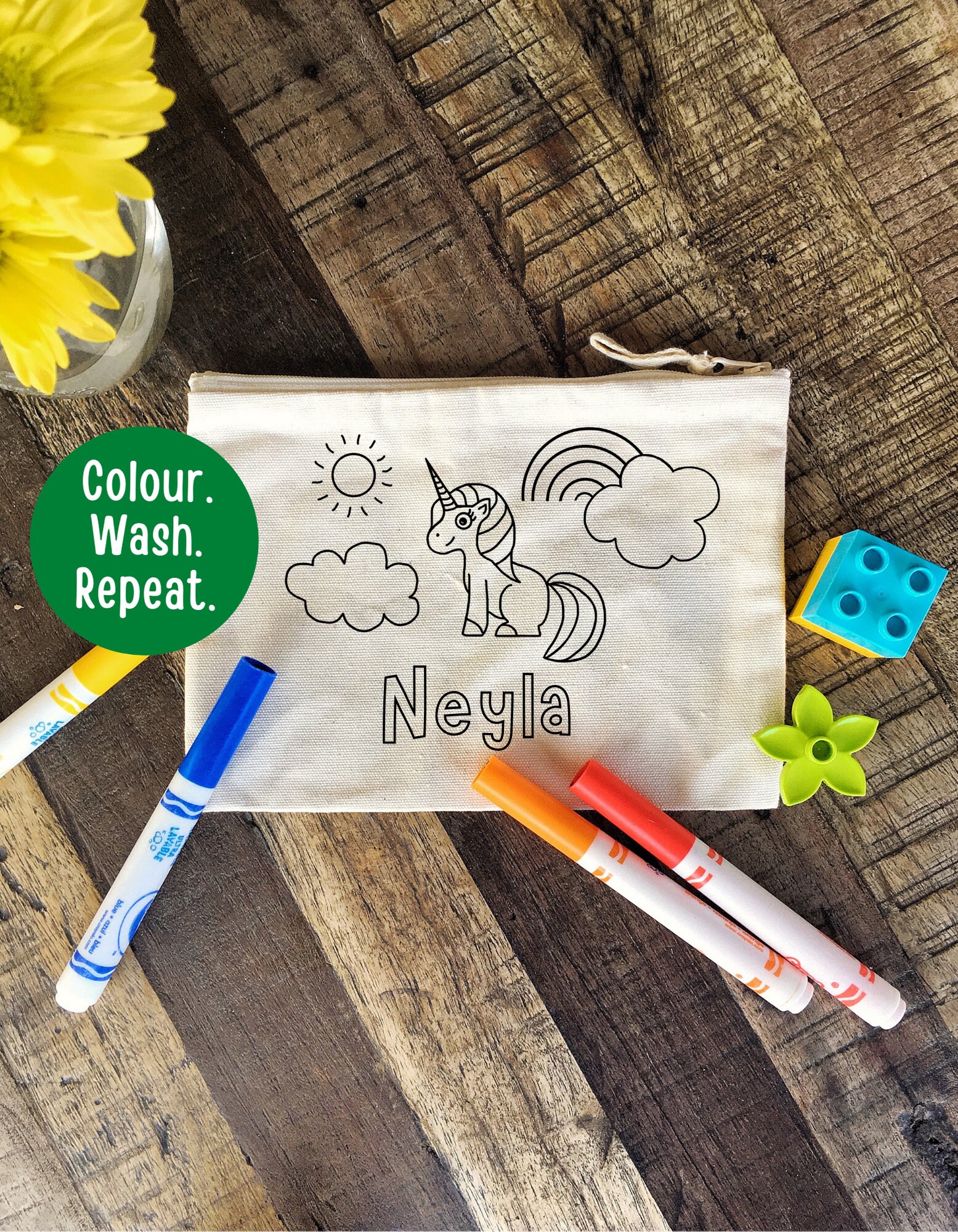 Trousse Personnalisée avec Licorne à Colorier. Activité Facile et Écolo de Coloriage Réutilisable. M