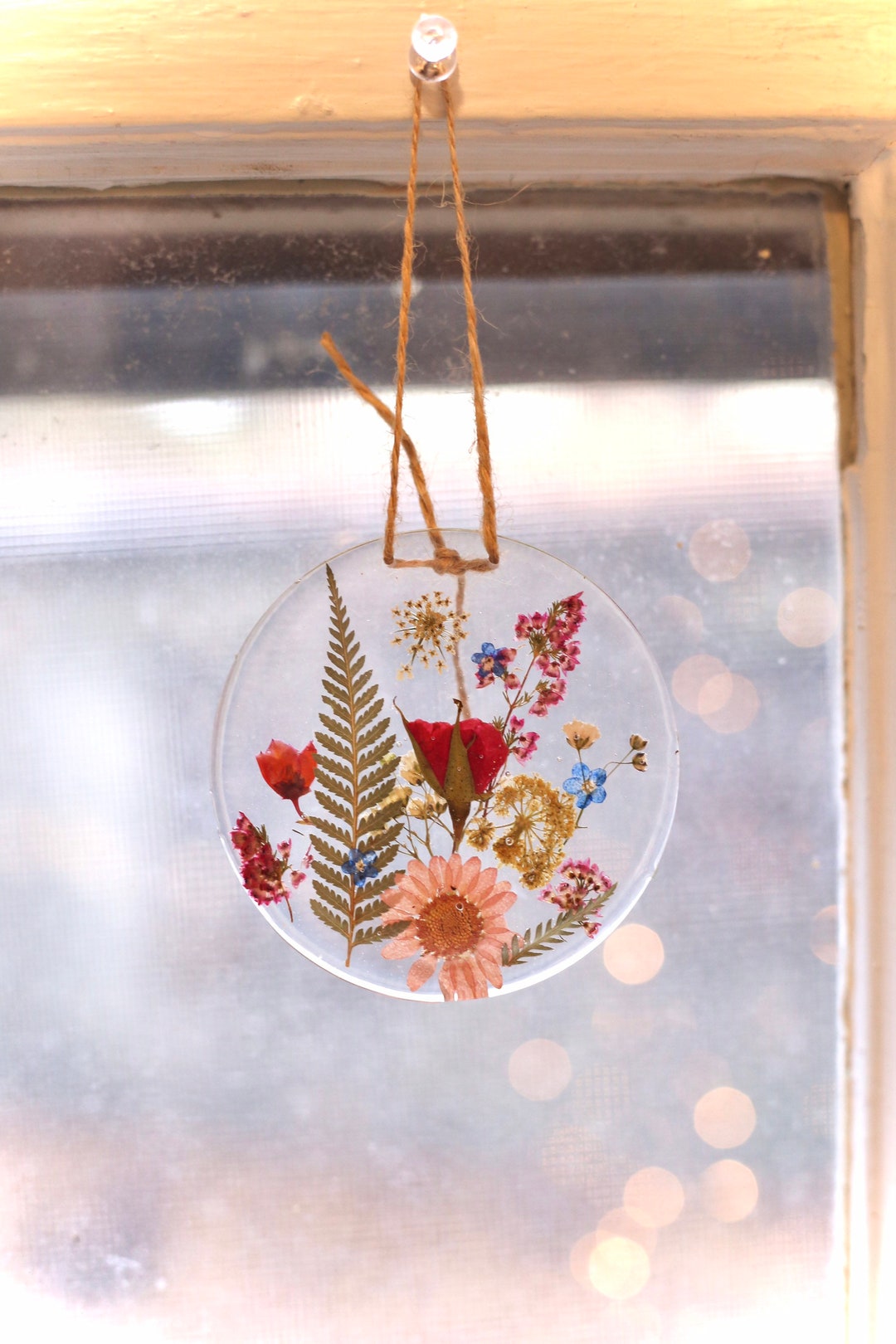 Handmade Pressed Flower Ornament Floral Resin Decor Rustic Christmas