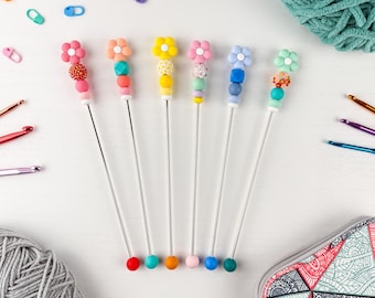 Amigurumi Sewing Stick | Custom Long needle for Plushie | Personalized Crochet Gift for Crafter | Cutecore Rainbow Daisy Charm