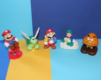 Details about   McDonald's Super Mario Happy Meal Toys Yoshi And Green 1up Mushroom Lot of 2 