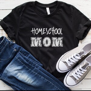 Camicia per mamma homeschool, Camicia per mamma homeschool, Regalo per insegnanti di scuola a casa, Maglietta per mamma homeschool, Vita scolastica, Mamma homeschool