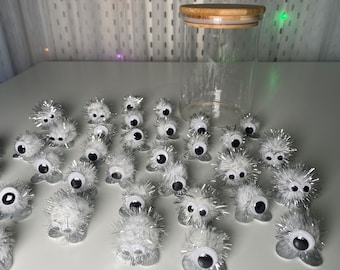 Silver Quiet Critters (35) | Companheiro de mesa para gerenciamento de sala de aula | Amigo para distanciamento social | Brinquedo felpudo multicolorido | Incentivo para educação domiciliar