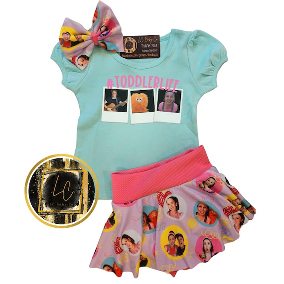 Mme Rachel est ma fille au foyer, des chansons pour les T