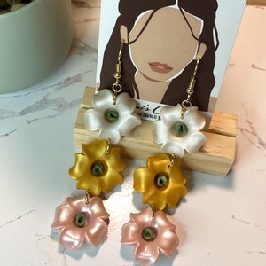 Puakenikeni Three Flower Drop Earrings
