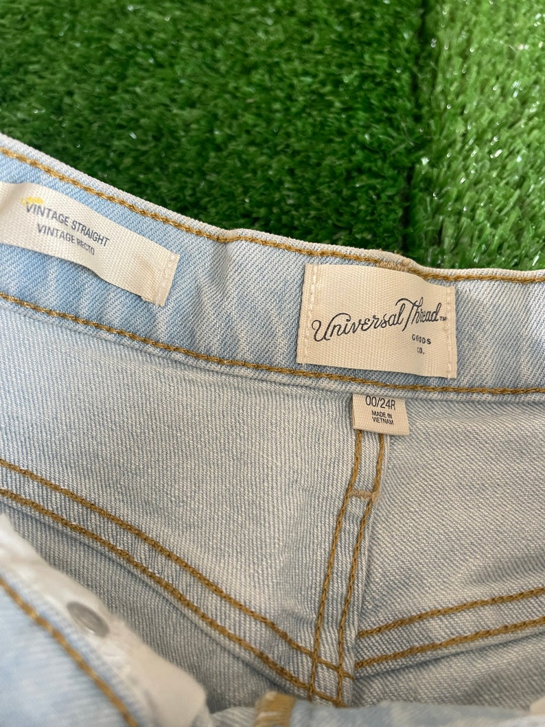 how to decorate jeans for mardi gras