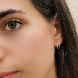 Double Hoop earrings •Spiral earring • minimalist earring • Delicate and elegant hoop earrings • Minimalistic • Charm double hoop