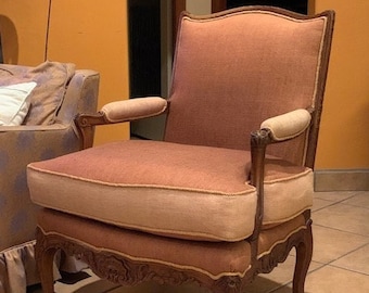 Customizable Large Cushioned Accent Chair