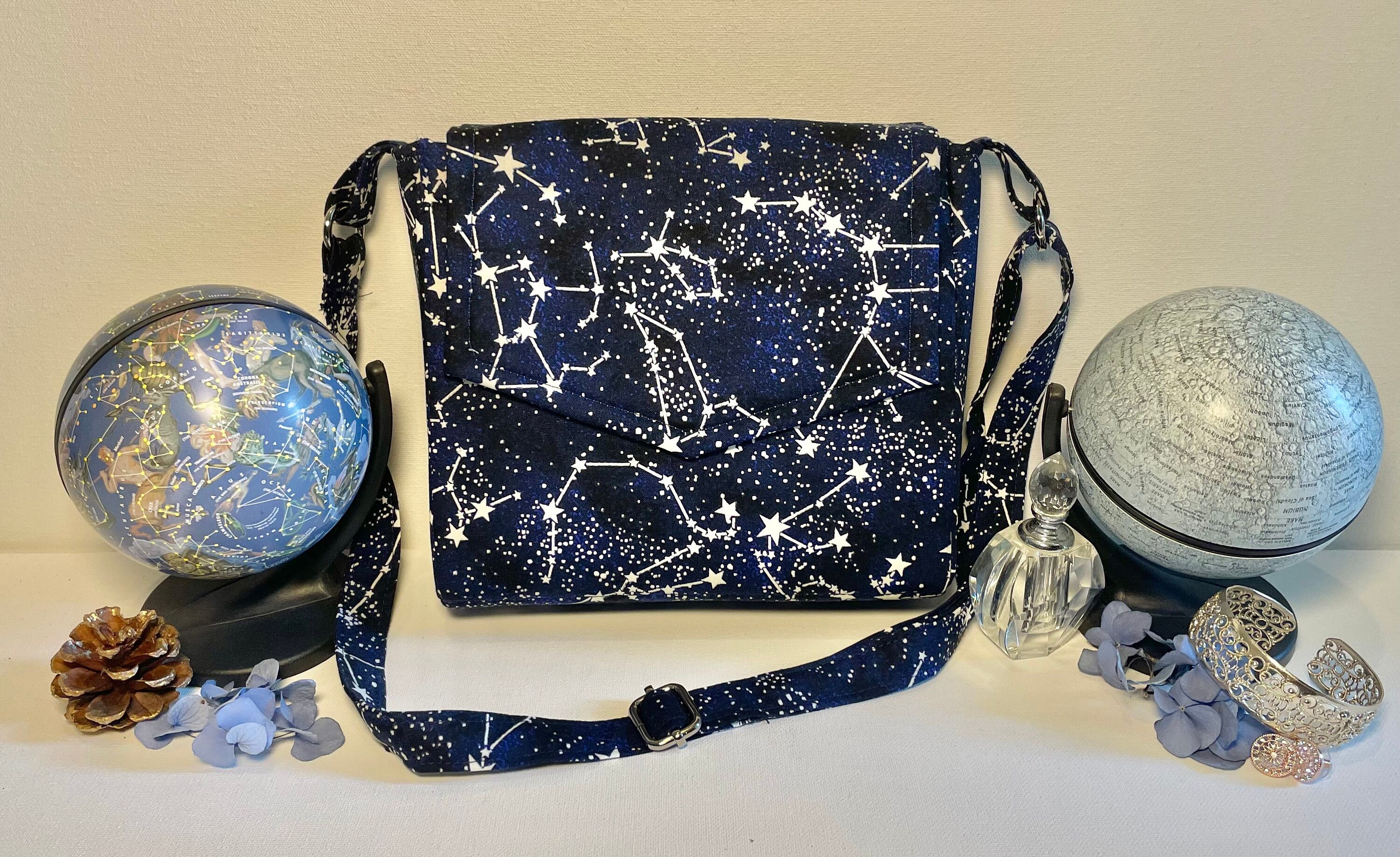 Jacquard Palm Print Bag - A Constellation