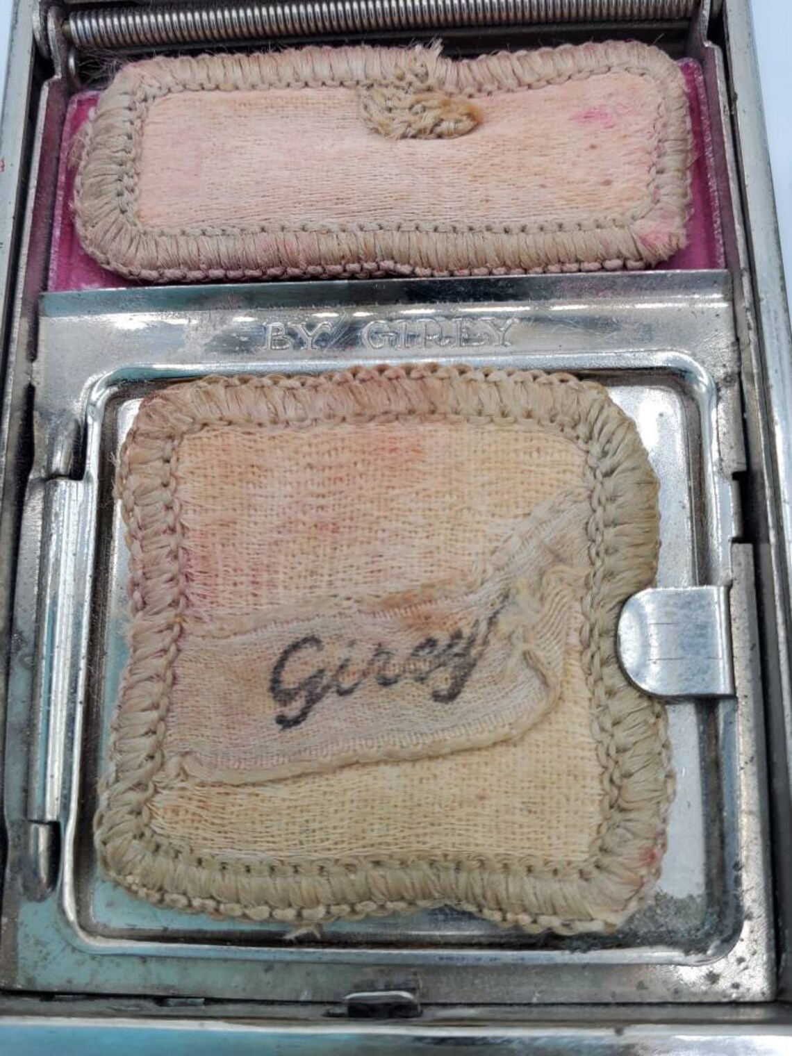 Antique vintage makeup compact Girey Kamra pack Etsy