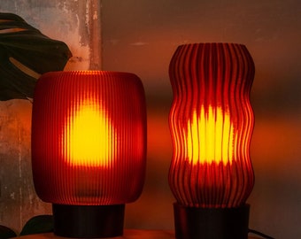 Wavy x AMBER table lamp, retro minimal design, 3d printed with 99% recycled plastic - E27, E26, A19 LED