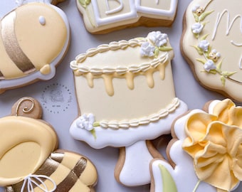 Cake on Stand Cookie Cutter