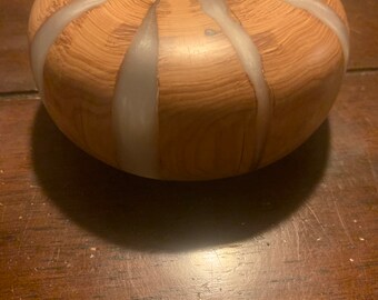 Small color changing nightlight. 4” diameter and 2” tall