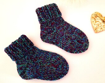 Gestrickte warme Baby Socken Erstlingssocken türkis, blau bordeaux meliert