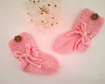 Baby Socken - Schuhchen Erstlingssocken handgestrickt rosefarben zum Binden