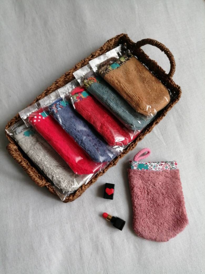 Mini Gant Démaquillant Pour Doigts, en Bambou