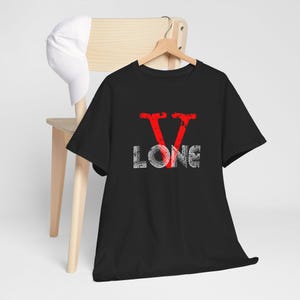 Camiseta unissex vintage vermelha V Lone, camiseta, camisa, blusa retrô de algodão, camiseta gráfica, presente para ele, presente para ela