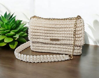 Handmade Crochet Shoulder Bag – Macrame Yarn – Multicolor Options