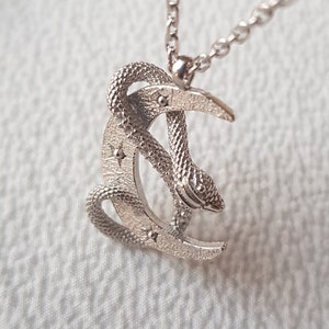 Snake and Moon Necklace | 925 Silver Snake on Crescent Pendant, Tiny Serpent Necklace, Witchcraft Jewelry, Minimal Snake Amulet, Unique Gift