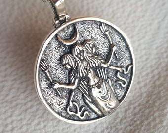 GODDESS HECATE 925 Silver Necklace, Mythologic Hekate Medallion, Ancient Greek Pendant, Witchcraft, Magic, Oxidized Silver, Express Shipping