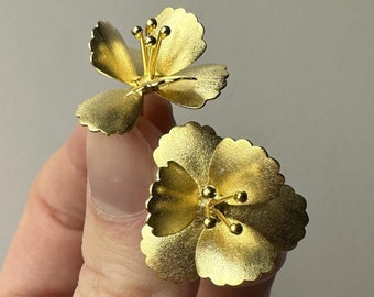 Boucles d'oreilles fleur d'hibiscus, boucles d'oreilles de mariage fleurs délicates en argent sterling 925